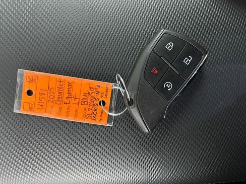 Used 2025 Chevrolet Equinox LT image 51