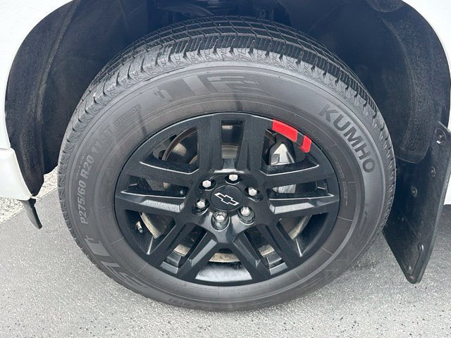 Certified 2023 Chevrolet Silverado 1500 RST w/ Redline Edition AWD/4WD image 14