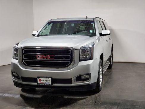 Used 2015 GMC Yukon XL SLT image 4