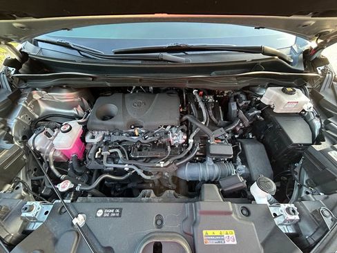 Used 2022 Toyota Sienna Limited FWD image 12