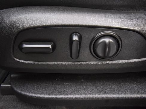 Used 2021 Chevrolet Traverse High Country w/ LPO, Floor Liner Package FWD image 32