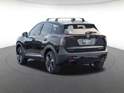 New 2026 Nissan Kicks SR w/ Cold Weather Package image 7