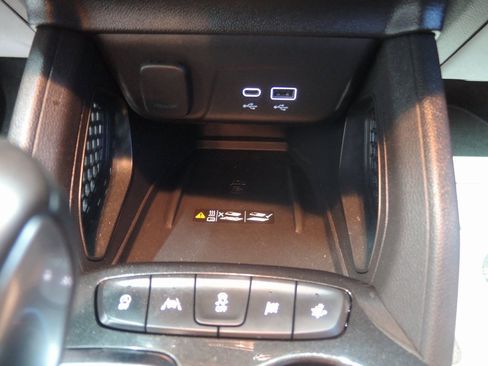 Used 2024 Chevrolet TrailBlazer LT w/ Convenience Package image 19