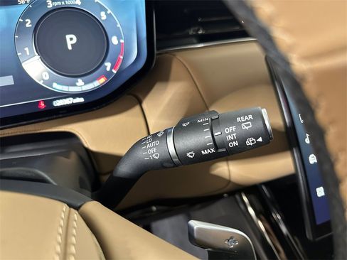 Used 2023 Land Rover Range Rover Sport SE Dynamic image 22