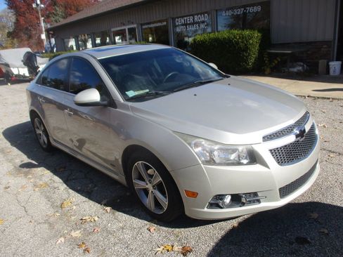 Used 2014 Chevrolet Cruze LT w/ Sun, Sound and Sport Package image 2