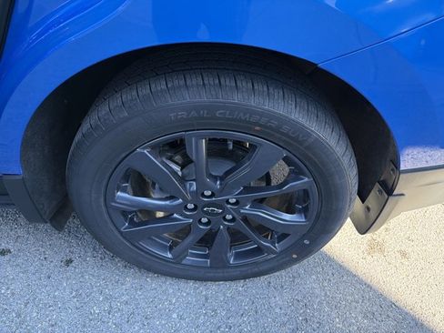 Used 2024 Chevrolet Equinox RS w/ RS Leather Package AWD/4WD image 12