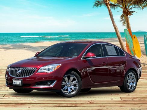 Used 2016 Buick Regal FWD image 2