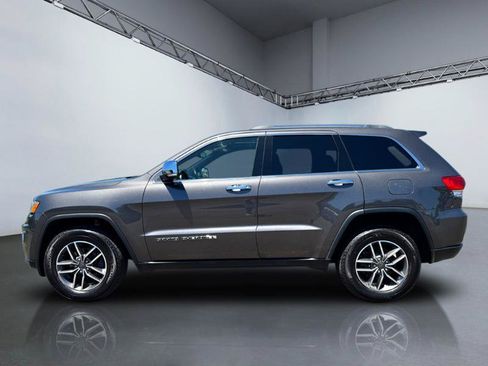 Used 2019 Jeep Grand Cherokee Limited AWD/4WD image 2