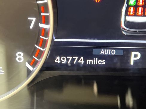 Used 2024 Nissan Pathfinder SL AWD/4WD image 54