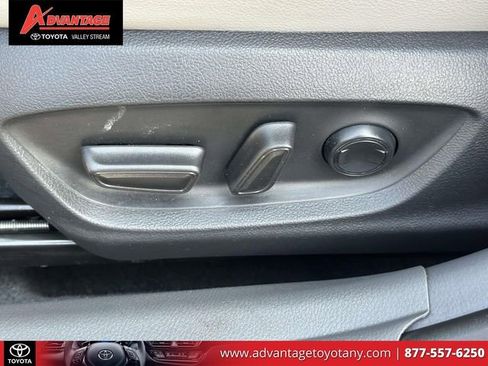 Certified 2024 Toyota Camry SE FWD image 23