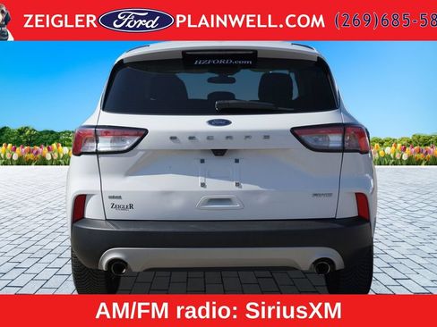 Used 2021 Ford Escape SE w/ Cold Weather Package AWD/4WD image 4