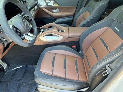 New 2026 Mercedes-Benz GLE 63 AMG S image 5