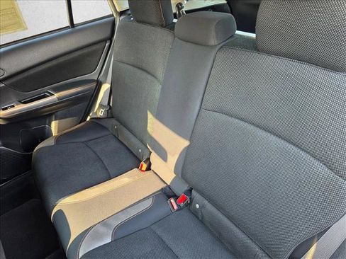 Used 2016 Subaru Crosstrek 2.0i Premium AWD/4WD image 18