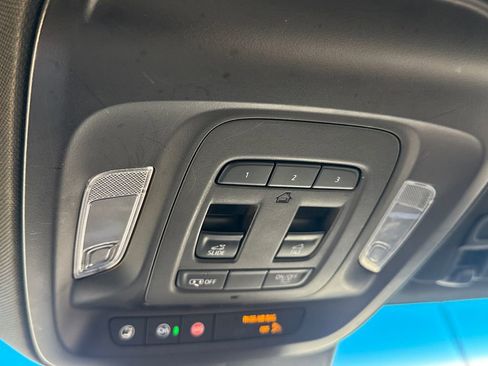 Used 2022 Cadillac CT4 V w/ Navigation Package image 19