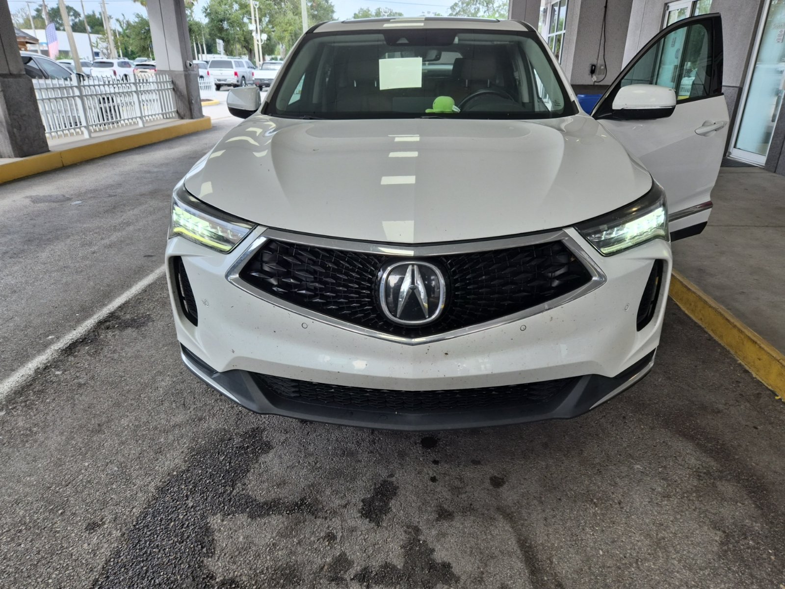 Used 2023 Acura RDX w/ Technology Package FWD image 3