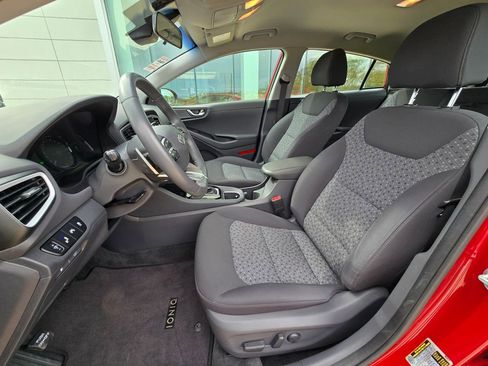 Used 2019 Hyundai Ioniq SEL FWD image 10