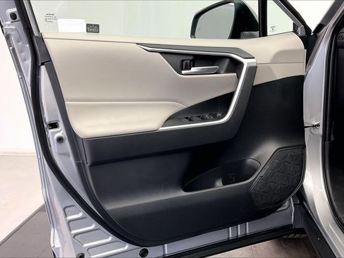 New 2025 Toyota RAV4 XLE Premium image 12