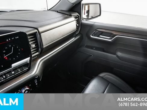 Used 2026 GMC Sierra 1500 SLT AWD/4WD image 40