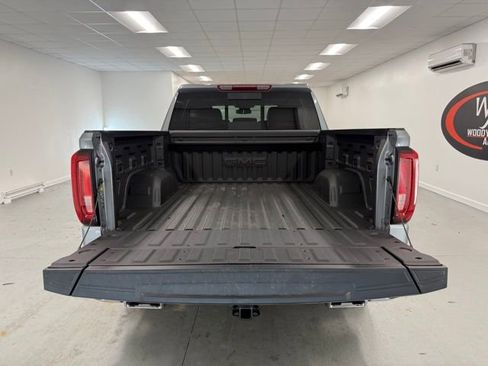 New 2026 GMC Sierra 1500 SLT w/ SLT Premium Plus Package AWD/4WD image 8