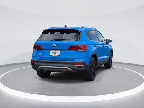 Used 2024 Volkswagen Taos SEL AWD/4WD image 7
