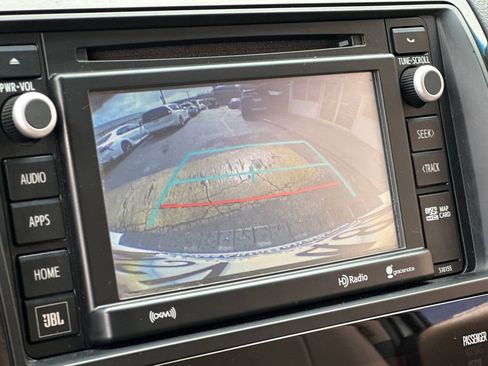 Used 2017 Toyota Sequoia Platinum image 16