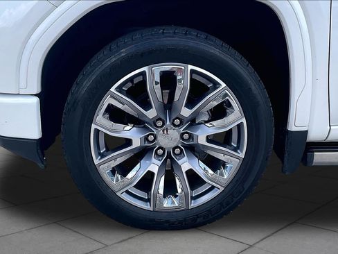 Used 2024 GMC Sierra 1500 Denali AWD/4WD image 11