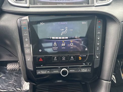 Used 2019 INFINITI QX50 Essential w/ Premium Heat Package AWD/4WD image 21