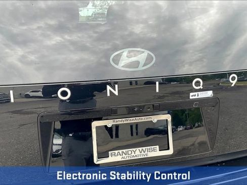 New 2026 Hyundai Ioniq 9 Calligraphy image 22