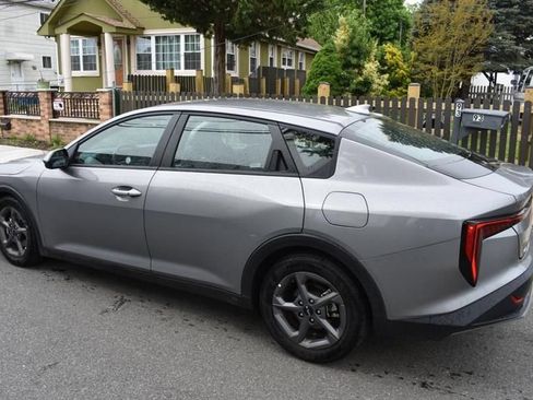 Used 2025 Kia K4 FWD image 5
