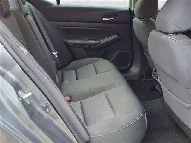 Used 2019 Nissan Altima 2.5 SV FWD image 19