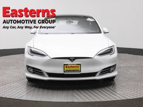 Used 2018 Tesla Model S 75D image 2