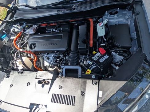 Used 2025 Honda CR-V Sport-L image 23