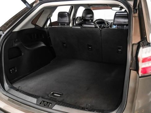 Used 2019 Ford Edge SEL w/ Equipment Group 201A FWD image 52