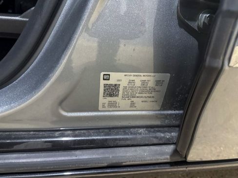 Used 2024 Buick Enclave Premium image 32