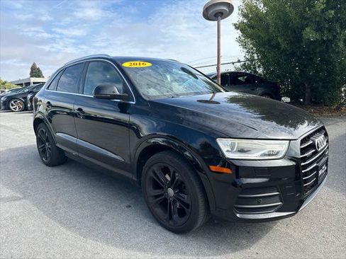 Used 2016 Audi Q3 2.0T Premium Plus w/ Technology Package AWD/4WD image 2
