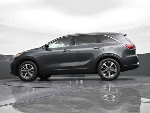 Used 2019 Kia Sorento EX FWD image 21