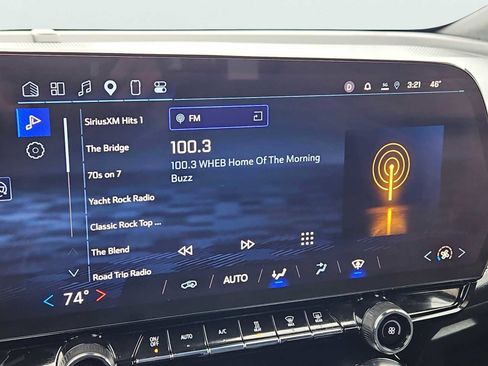 Used 2025 Chevrolet Blazer EV LT AWD/4WD image 21