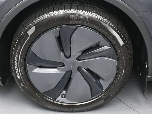 Used 2026 Tesla Model Y Long Range AWD/4WD image 34