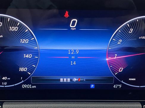 Certified 2025 Mercedes-Benz GLA 250 4MATIC image 19