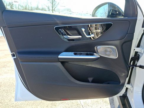 New 2026 Mercedes-Benz GLC 300 4MATIC image 11