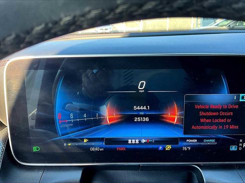 Used 2024 Mercedes-Benz GLC 43 AMG 4MATIC image 24