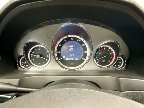 Used 2010 Mercedes-Benz E 550 Coupe image 31
