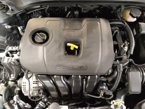 Used 2024 Kia Forte GT-Line image 30