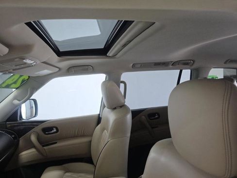 Used 2024 Nissan Armada Platinum w/ Captain's Chairs Package RWD image 9