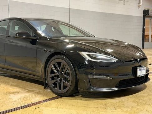 Used 2021 Tesla Model S Plaid image 5