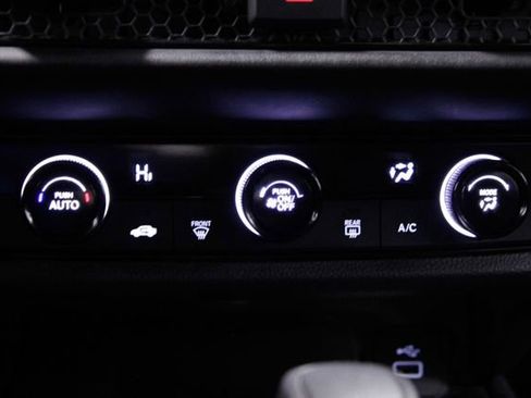 Certified 2024 Honda HR-V LX image 29