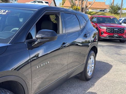 Used 2021 Chevrolet Blazer LT image 8