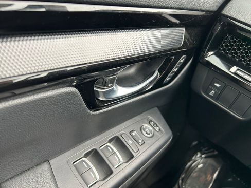 Used 2023 Honda CR-V EX-L image 30