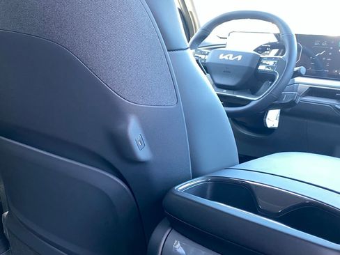 New 2026 Kia EV9 Light RWD image 24