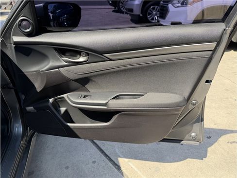 Used 2019 Honda Civic EX image 30